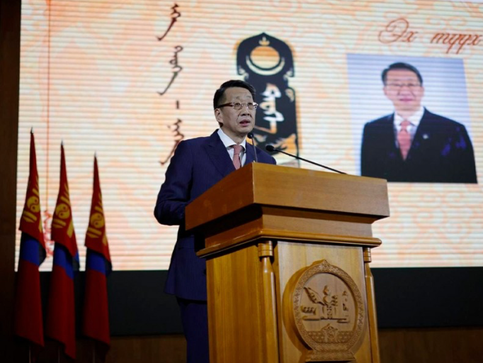 Л.Энх-Амгалан: Түүхийн боловсролын утга, холболт, хүргэх арга дутмаг байгаад эрс өөрчлөлт хийх ёстой